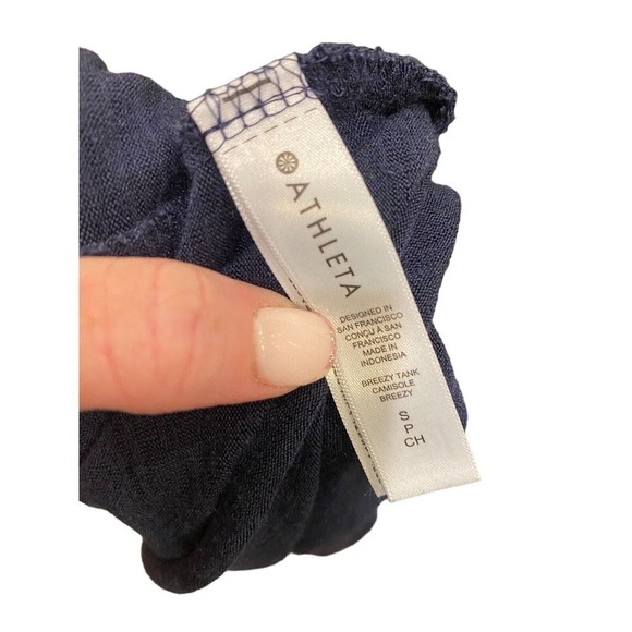 Athleta Breezy Tank Camisole Navy Women's Small Summer Athleisure Comfort Style - Picture 2 of 3